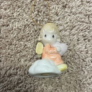 2001 Precious Moments Ornament